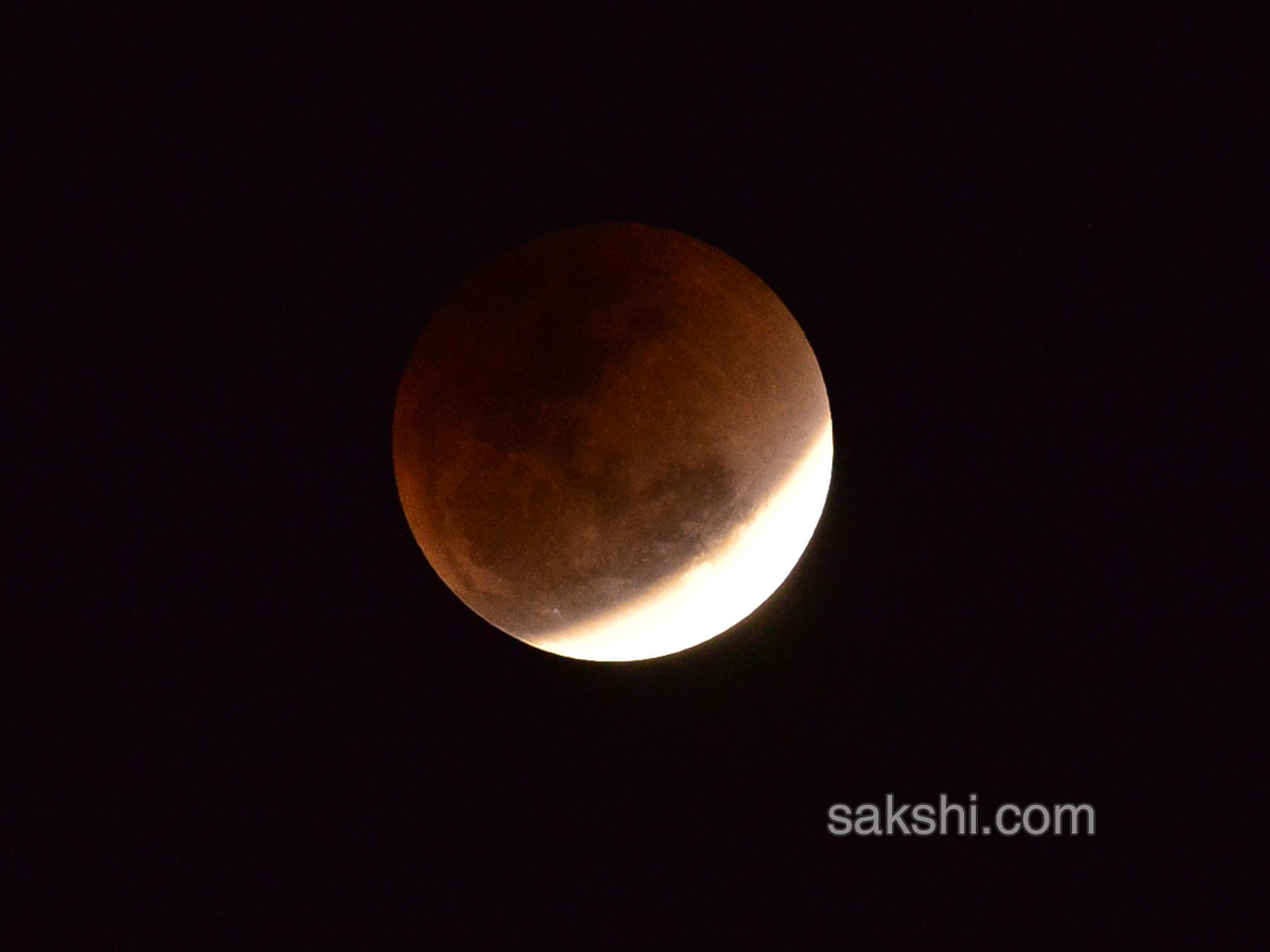 Super moon in Hyderabad - Sakshi4