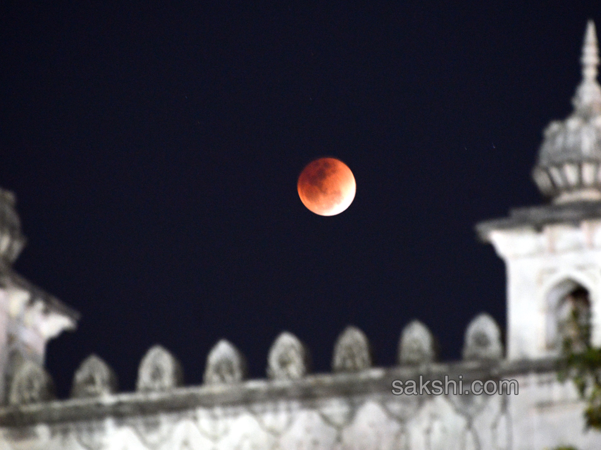 Super moon in Hyderabad - Sakshi9