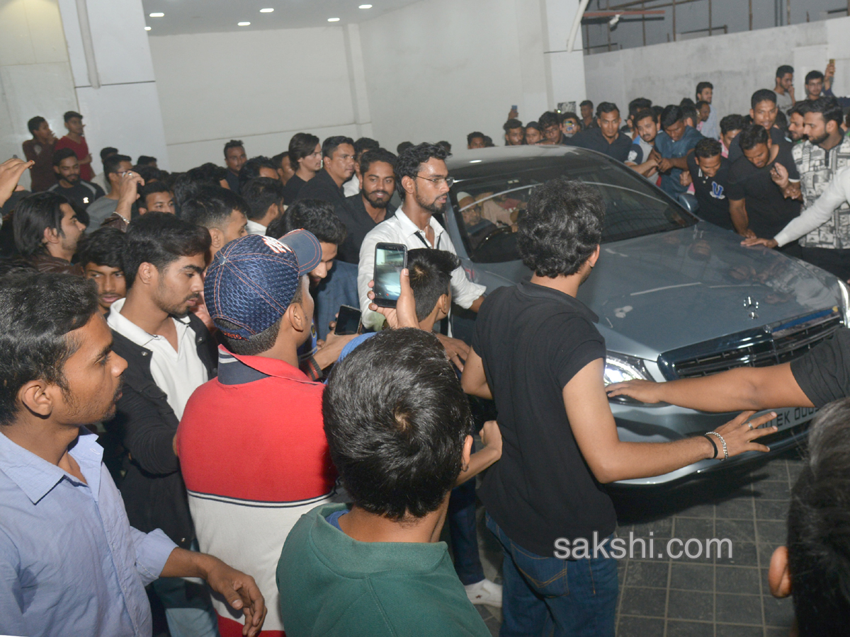 Imran hasmi at hyderabad - Sakshi1