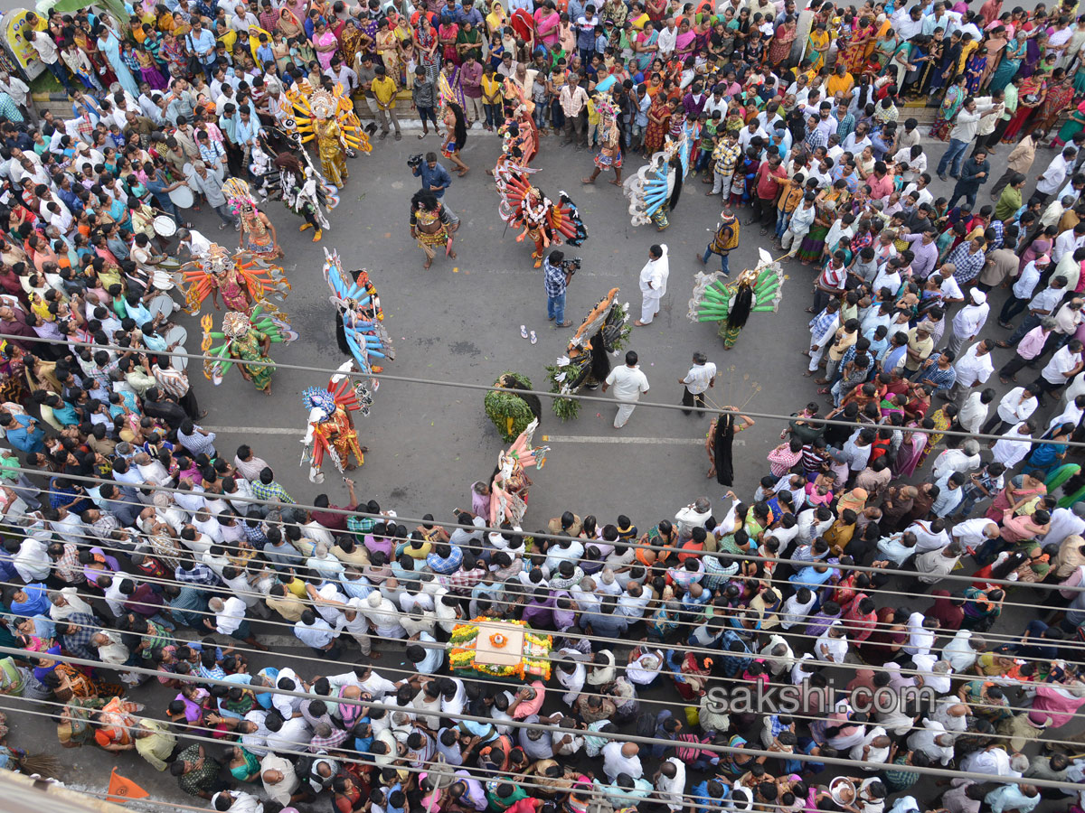 vijayawada radha yatra - Sakshi15