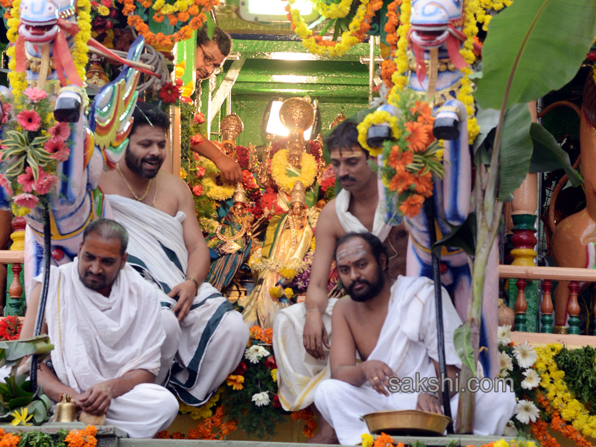 vijayawada radha yatra - Sakshi7