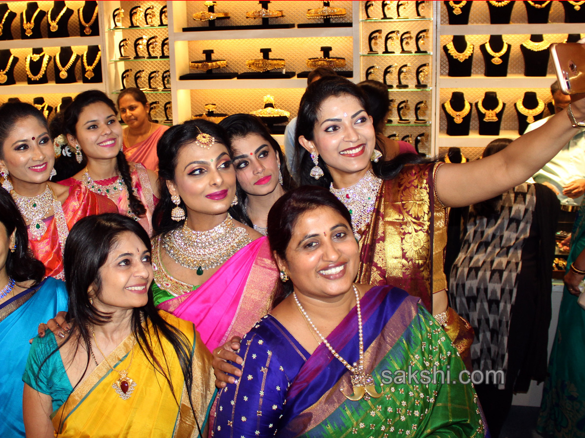 Jewellery Exhibition At Sheraton Grand Hotel Bangalore - Sakshi8