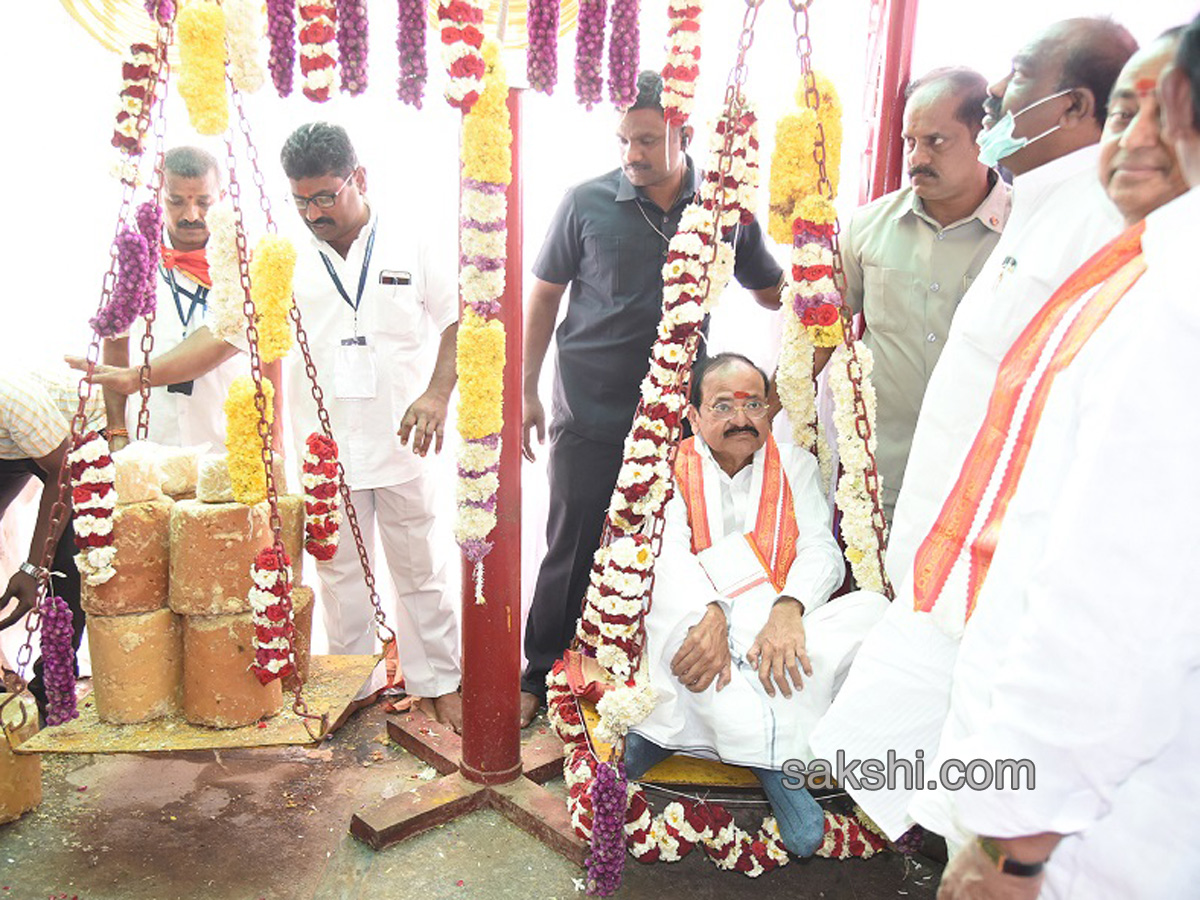 Sammakka Saralamma Jatara - Sakshi2