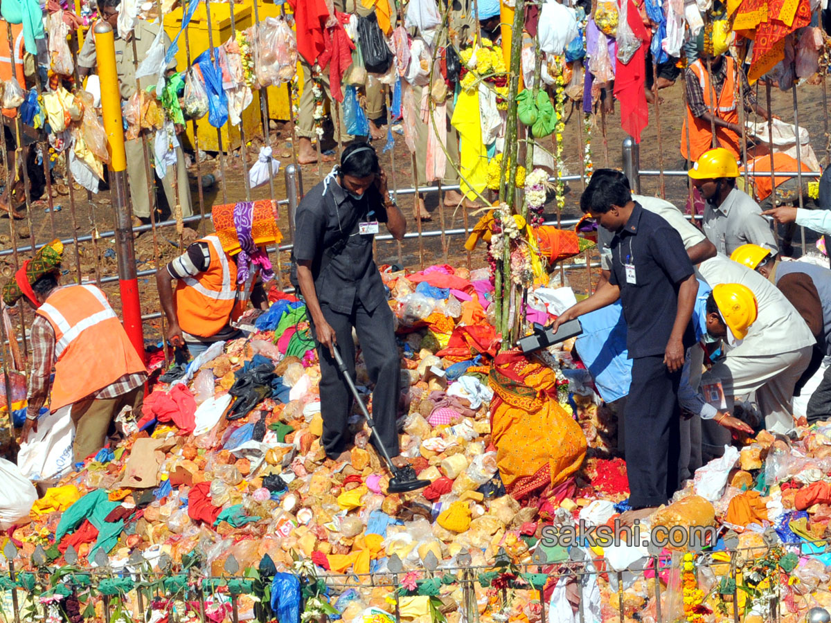 Sammakka Saralamma Jatara - Sakshi27