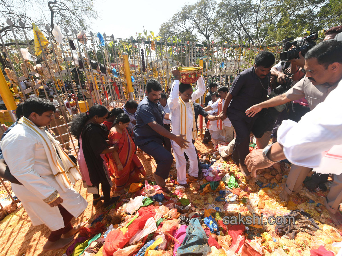 Sammakka Saralamma Jatara - Sakshi4