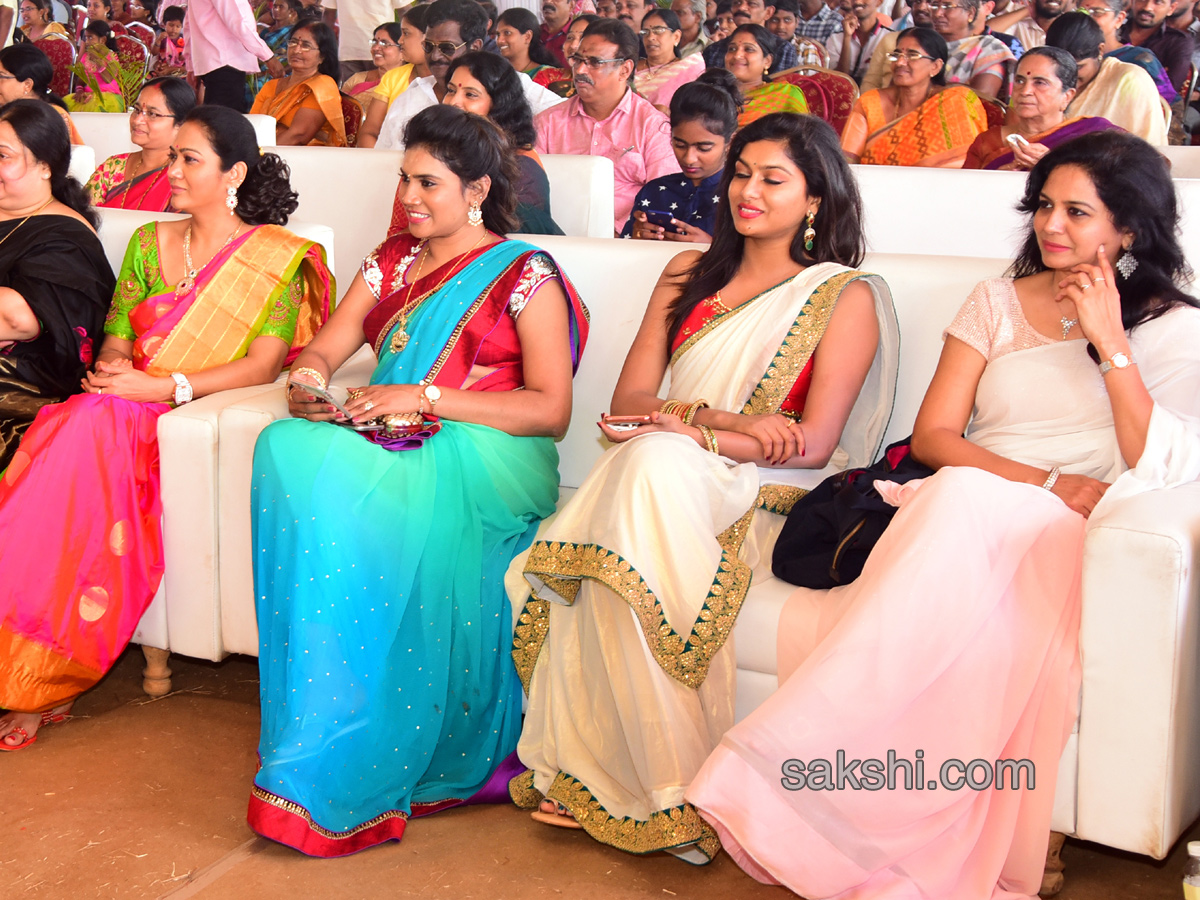 Kajal Aggarwal Visits Vijayawada  Lays Foundation Stone For Showroom - Sakshi14