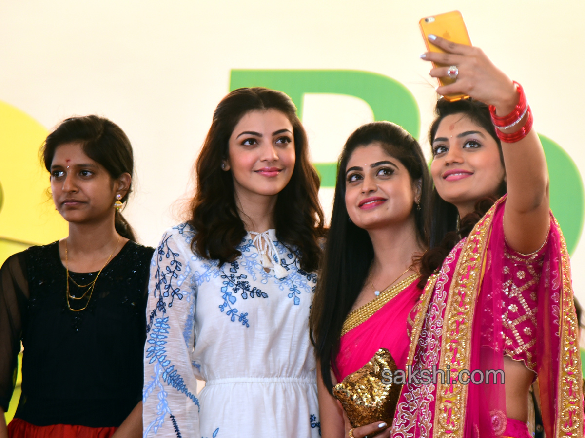 Kajal Aggarwal Visits Vijayawada  Lays Foundation Stone For Showroom - Sakshi1