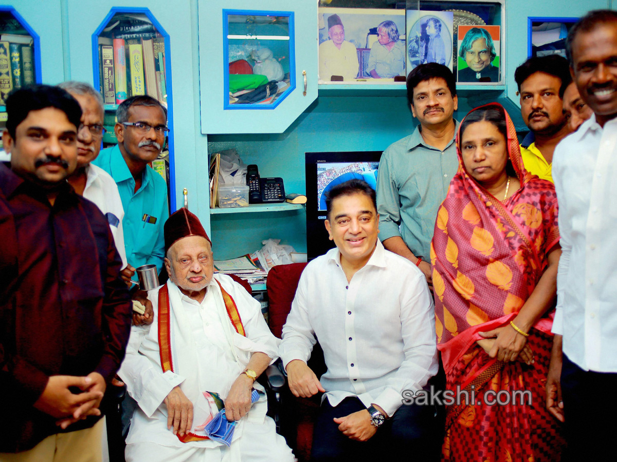 Kamal Hassan pays tribute to former president Dr A PJ Abdul Kalam  - Sakshi4