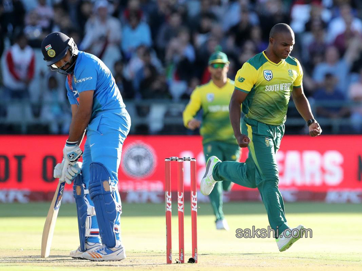 indias victory third T20 - Sakshi5