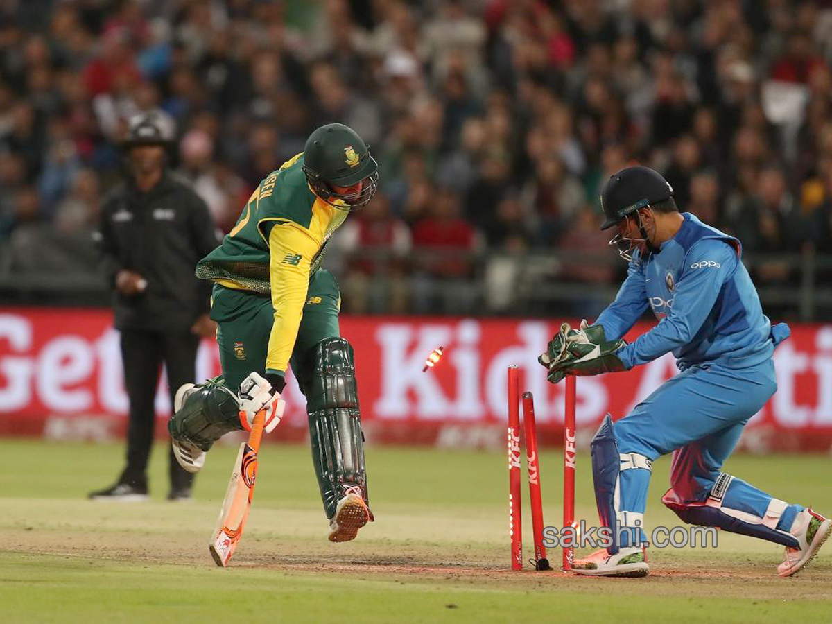 indias victory third T20 - Sakshi18