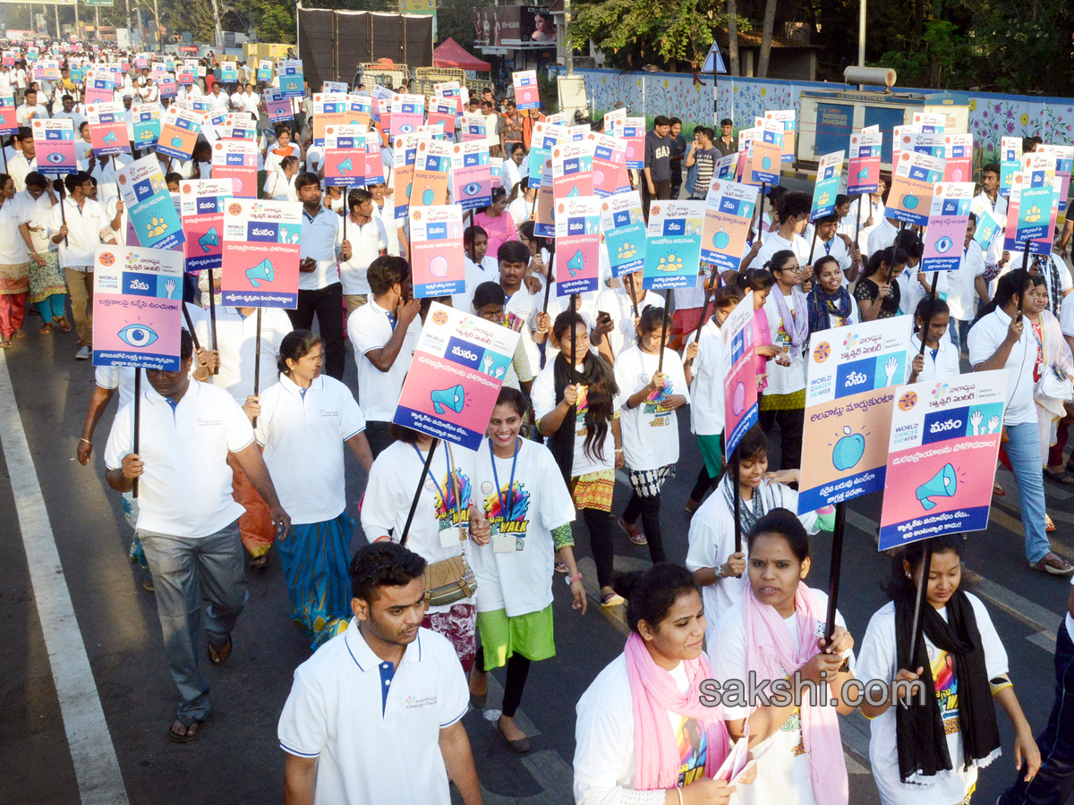 Hero Nikhil And hebah patel Participates In Tana 5k Walk At vijayawada - Sakshi6