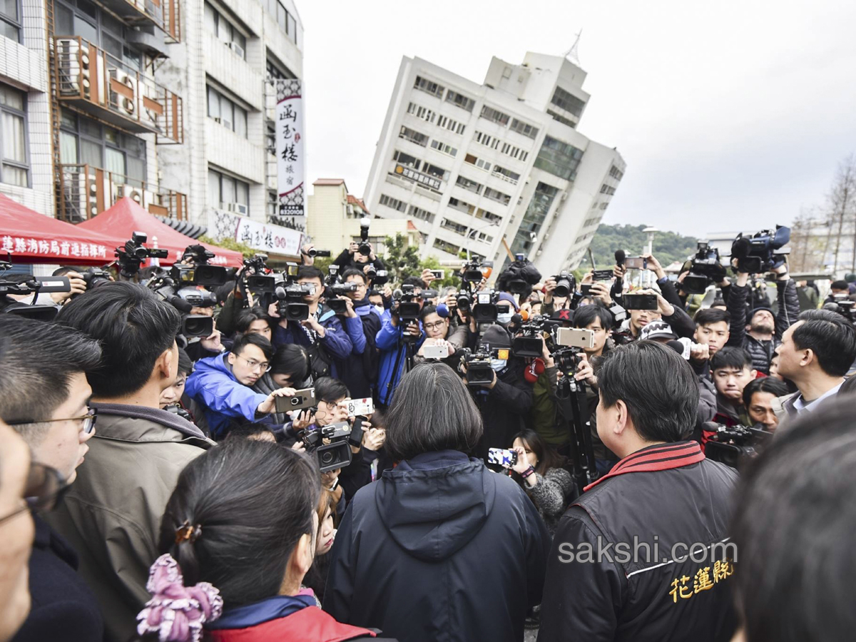 Taiwan earthquake: Deaths confirmed amid rescue effort - Sakshi2