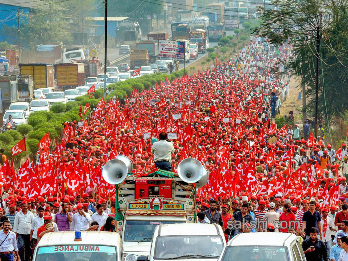 Maharashtra Farmers Protest Rally Reached Mumbai - Sakshi5