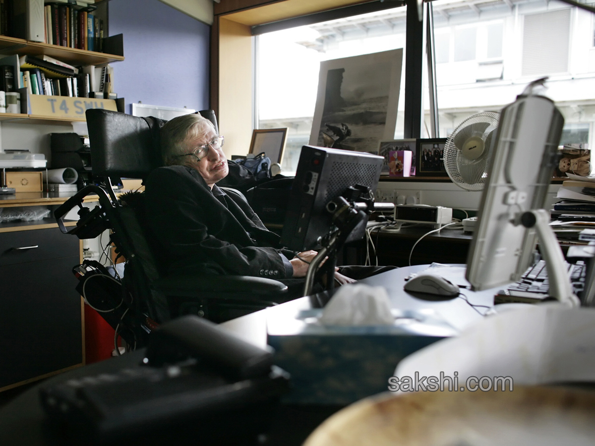 The Life of Stephen Hawking Pictures - Sakshi20