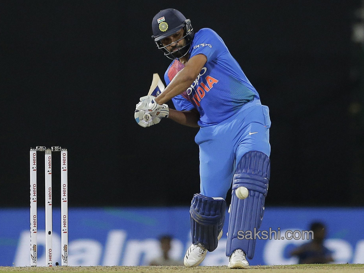 India Beat Bangladesh By 17 Runs to Enter Final - Sakshi20