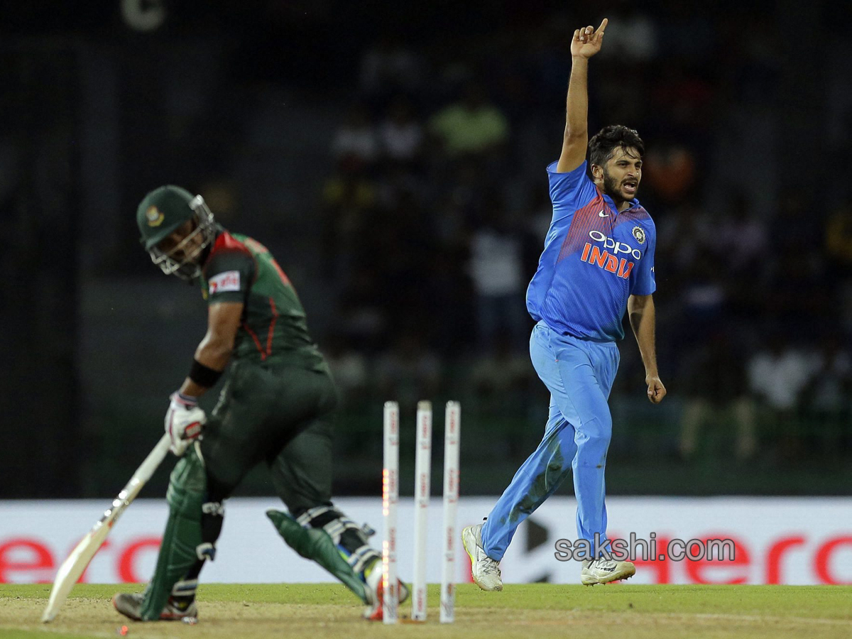 India Beat Bangladesh By 17 Runs to Enter Final - Sakshi3