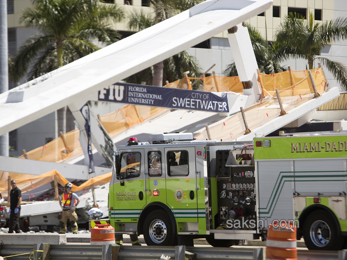  University Bridge Collapse - Sakshi8