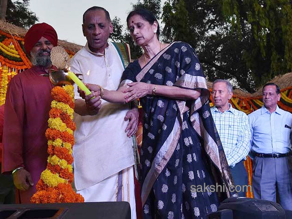 Ugadi Celebrations 2018 at Raj Bhavan - Sakshi1