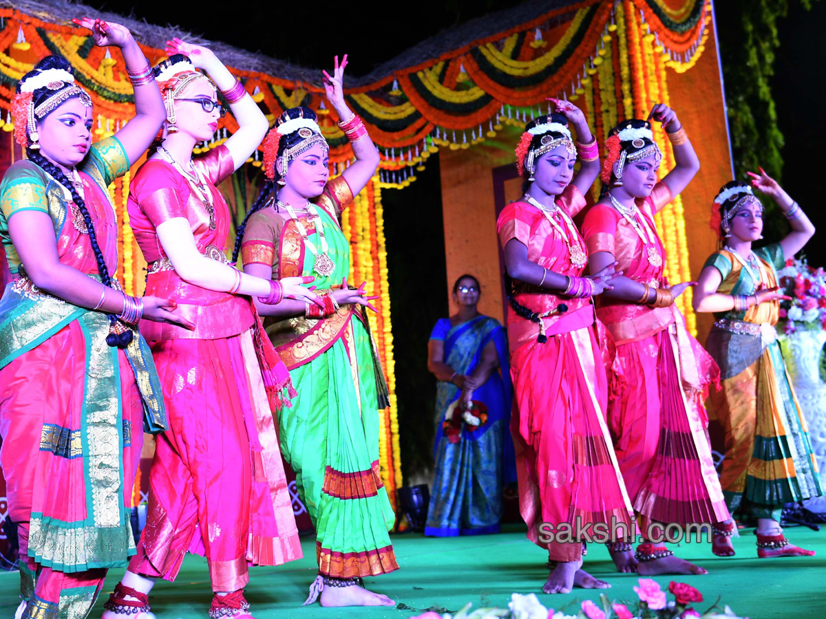 Ugadi Celebrations 2018 at Raj Bhavan - Sakshi5