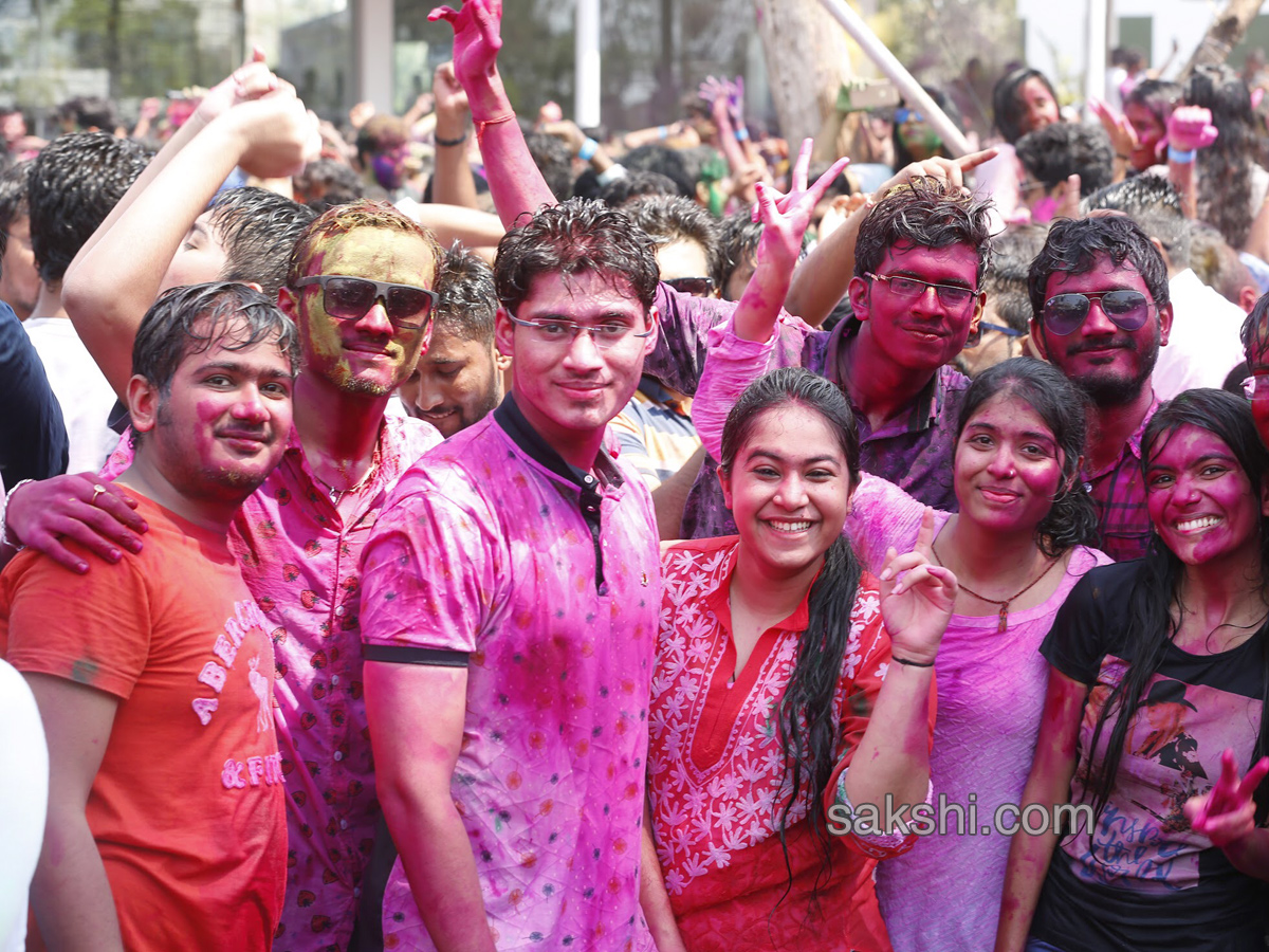 Holi celebrations in hyderabad - Sakshi1