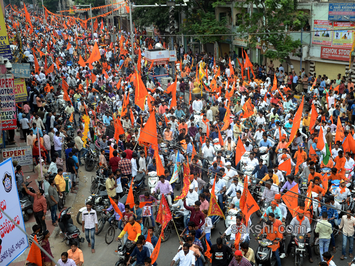 Hanuman Shobha Yatra in Hyderabad - Sakshi13