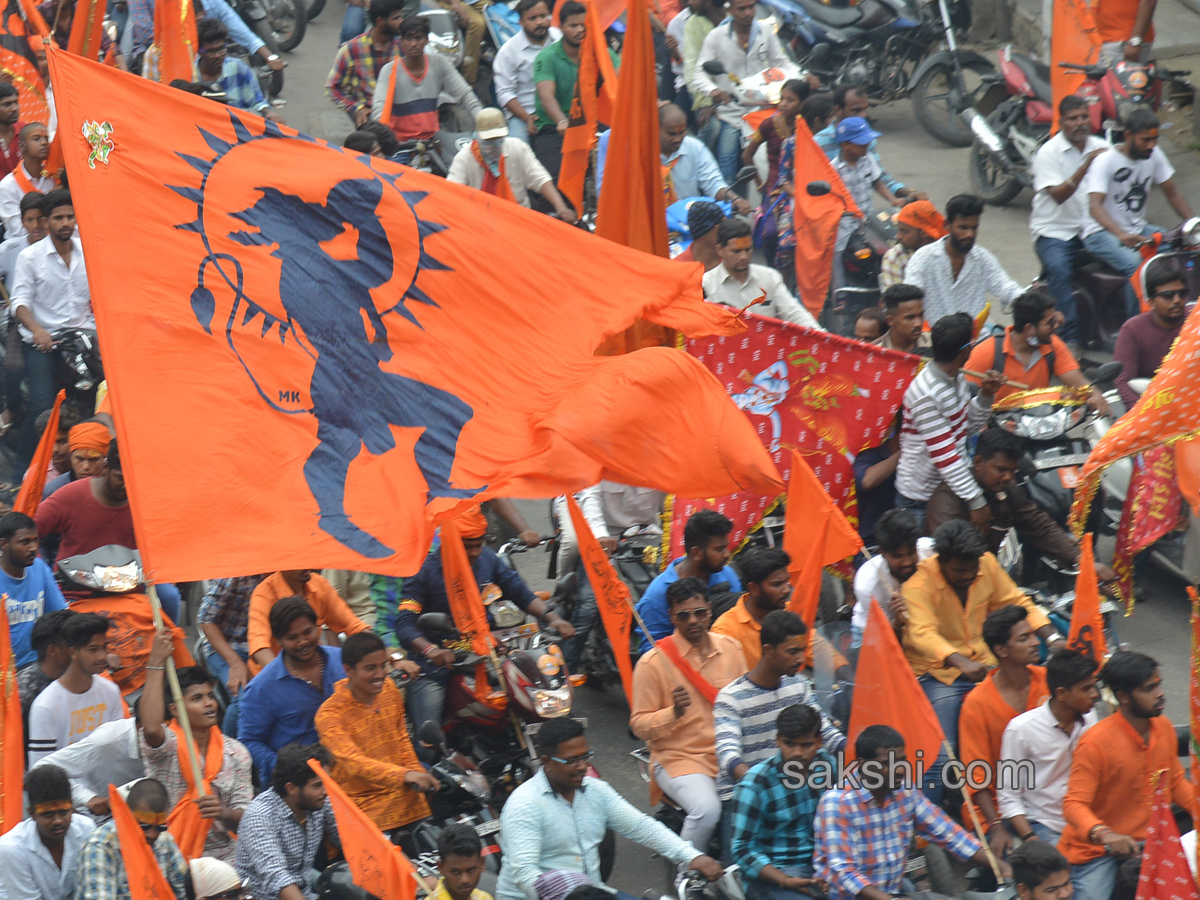 Hanuman Shobha Yatra in Hyderabad - Sakshi3