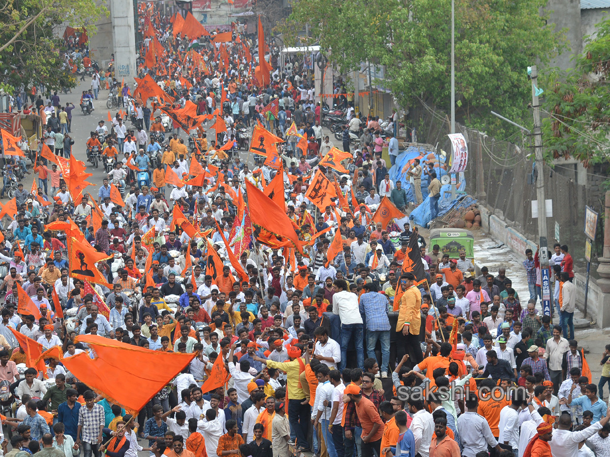 Hanuman Shobha Yatra in Hyderabad - Sakshi8