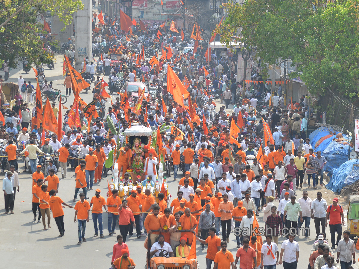 Hanuman Shobha Yatra in Hyderabad - Sakshi9