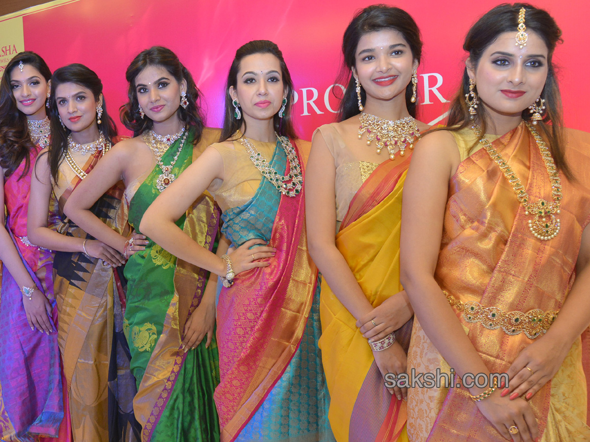 Womens day celebration at mari gold hotel ameerpet - Sakshi4