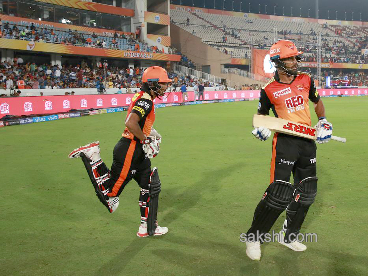 sunrisers hyderabad beat rajasthan royals - Sakshi2