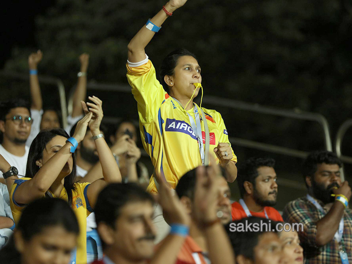 chennai super kings beat kkr-5 wickets  - Sakshi9