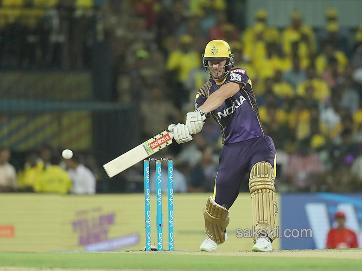 chennai super kings beat kkr-5 wickets  - Sakshi12