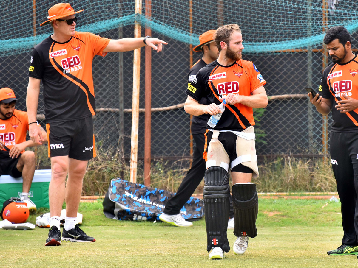 Sunrisers Hyderabad and Mumbai Indians Practice Session  - Sakshi10