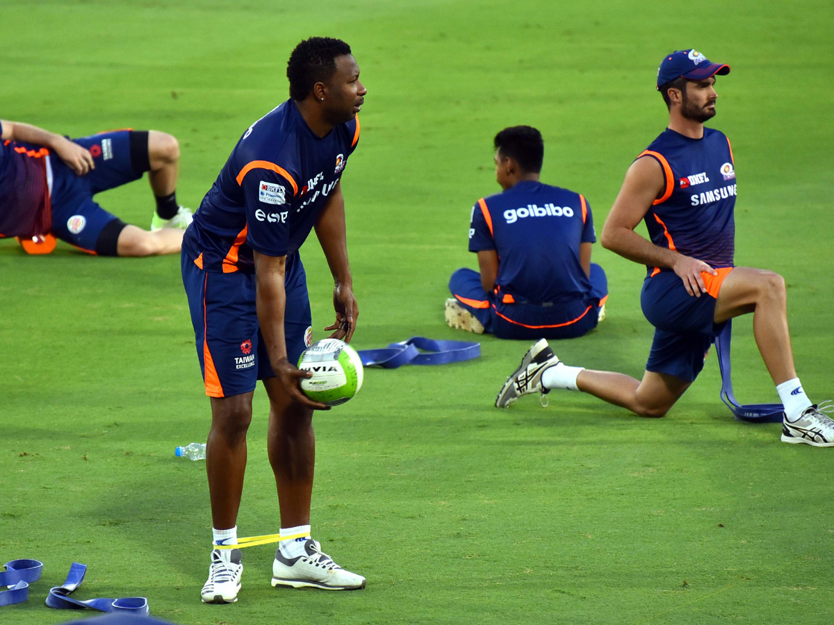 Sunrisers Hyderabad and Mumbai Indians Practice Session  - Sakshi11