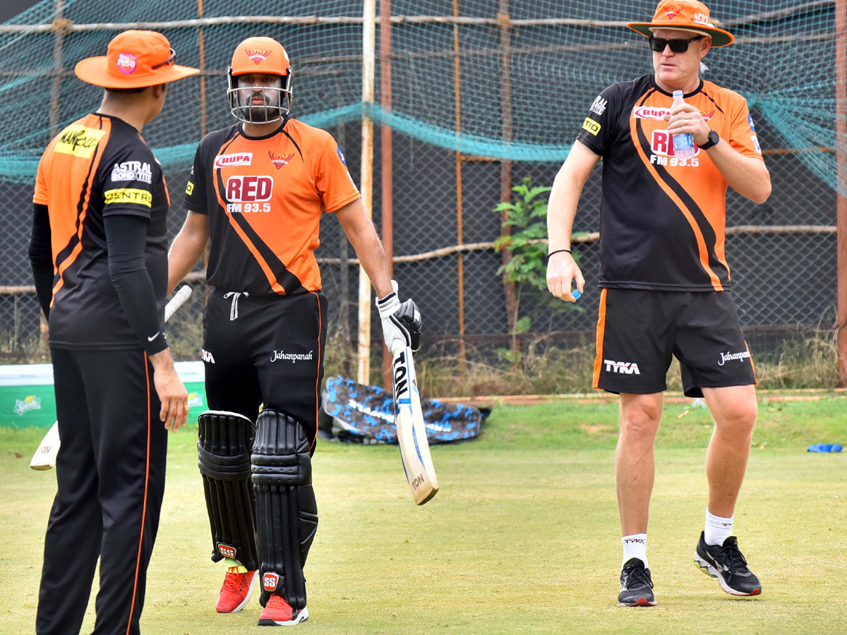 Sunrisers Hyderabad and Mumbai Indians Practice Session  - Sakshi13