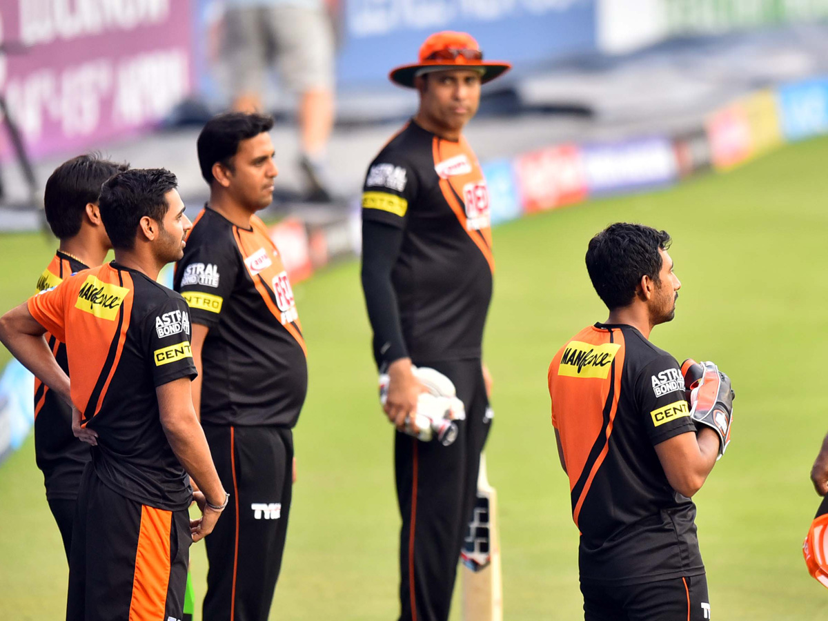 Sunrisers Hyderabad and Mumbai Indians Practice Session  - Sakshi14