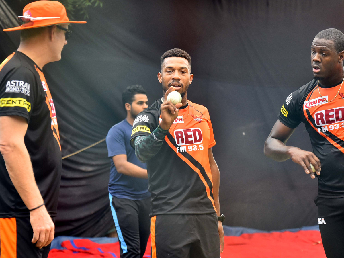 Sunrisers Hyderabad and Mumbai Indians Practice Session  - Sakshi3