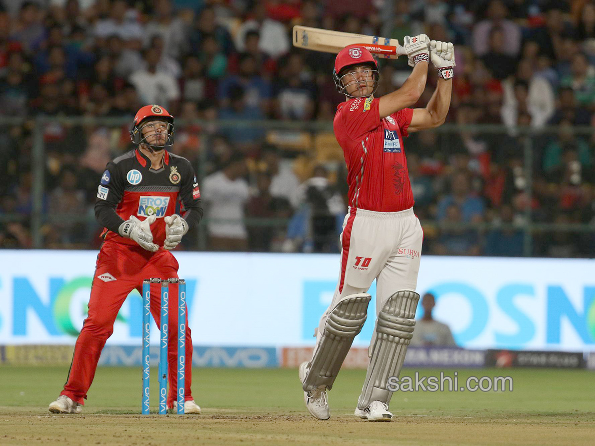  Royal Challengers Bangalore beat Kings XI Punjab by 4 wickets - Sakshi13