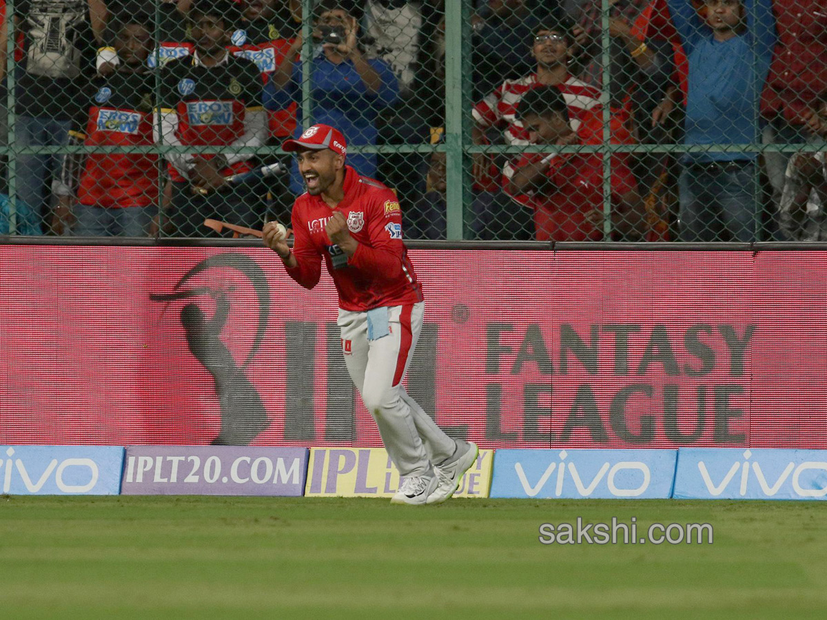  Royal Challengers Bangalore beat Kings XI Punjab by 4 wickets - Sakshi6