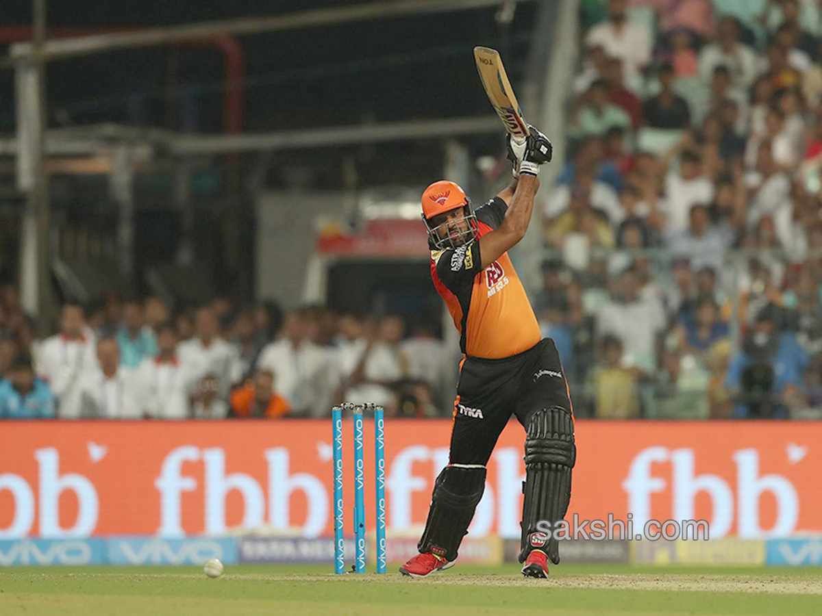 SRH beat KKR by five wickets to go top - Sakshi4