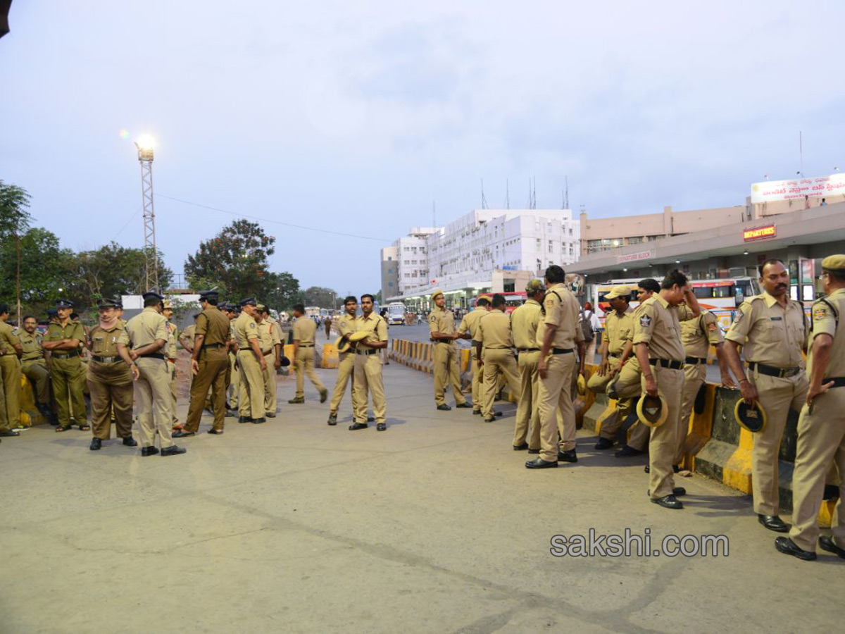 Andhra pradesh bandh in AP Special Status  - Sakshi20