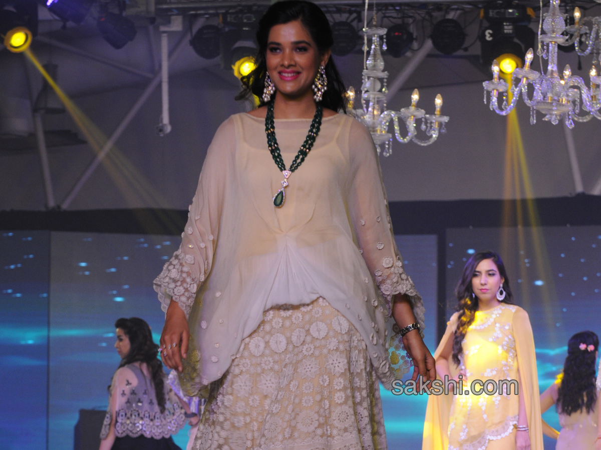 Lottery club fashion show in hyd - Sakshi15