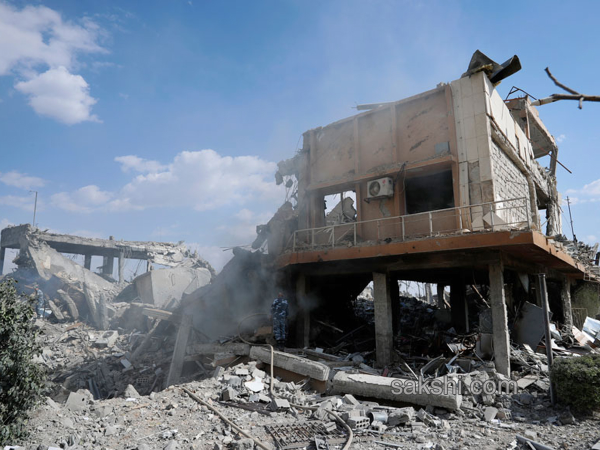 Shocking Pictures Show Aftermath of Air Strikes in Syria - Sakshi6