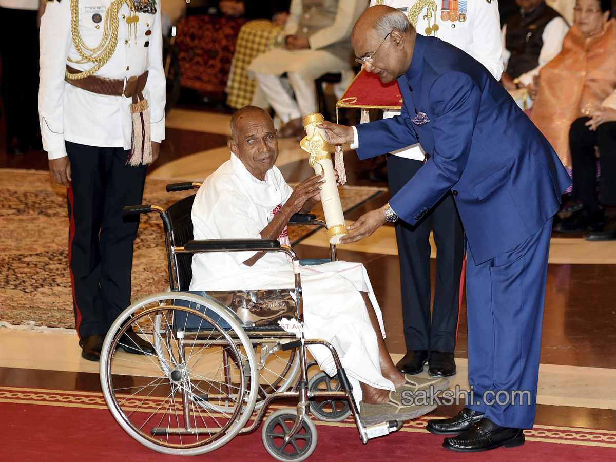 Padma Award 2018 at Rashtrapati Bhavan in New Delhi - Sakshi2