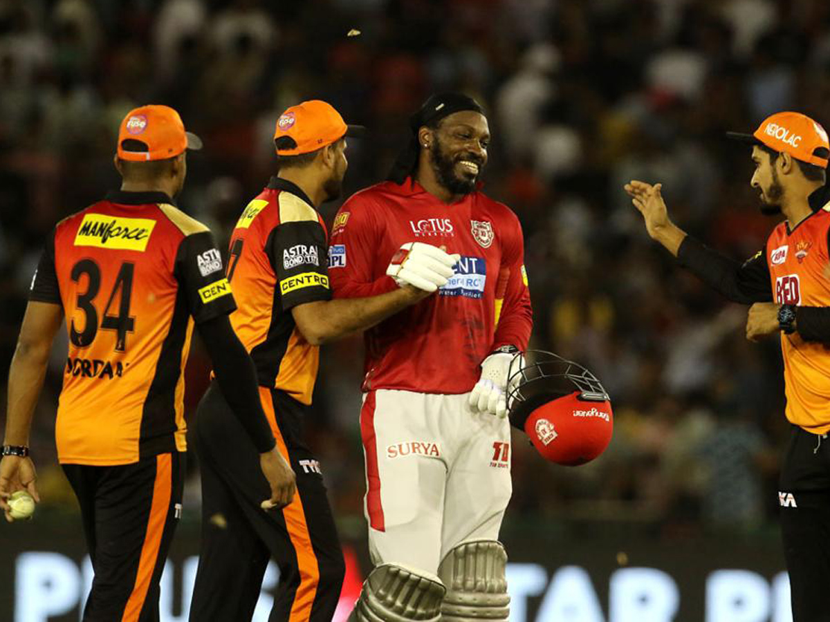 Kings XI Punjab beat Sunrisers Hyderabad by 15 runs - Sakshi13