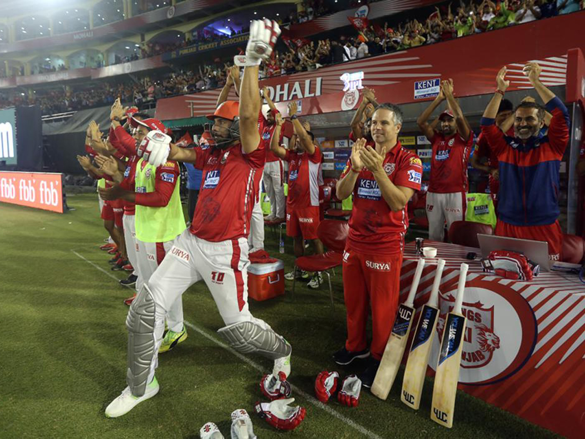 Kings XI Punjab beat Sunrisers Hyderabad by 15 runs - Sakshi15