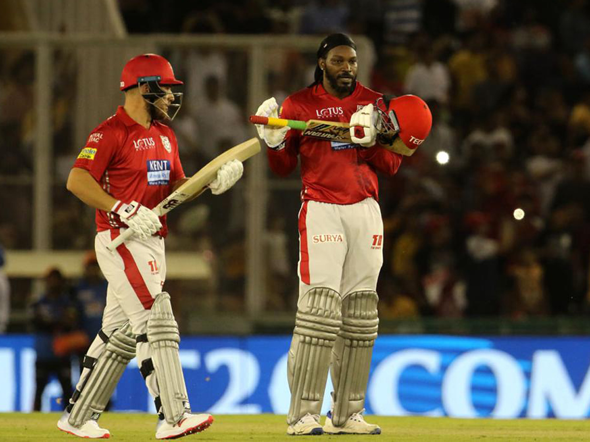 Kings XI Punjab beat Sunrisers Hyderabad by 15 runs - Sakshi16