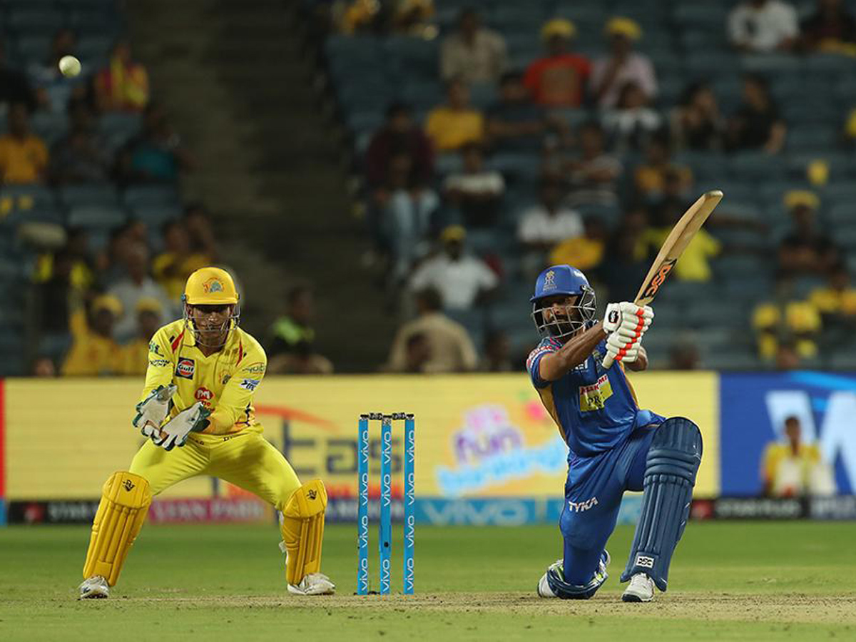 Chennai Super Kings beat Rajasthan Royals by 64 Runs - Sakshi12