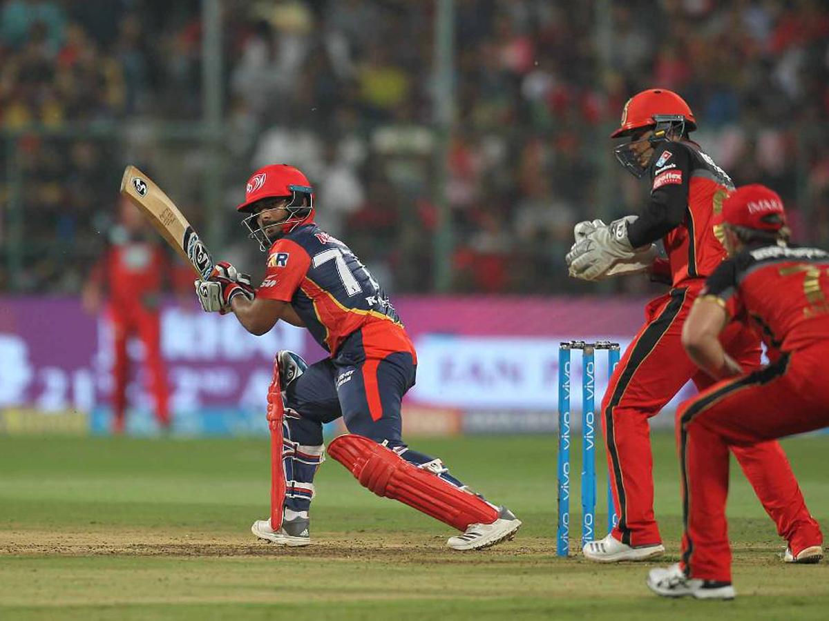 Royal Challengers Bangalore won by 6 wickets - Sakshi14