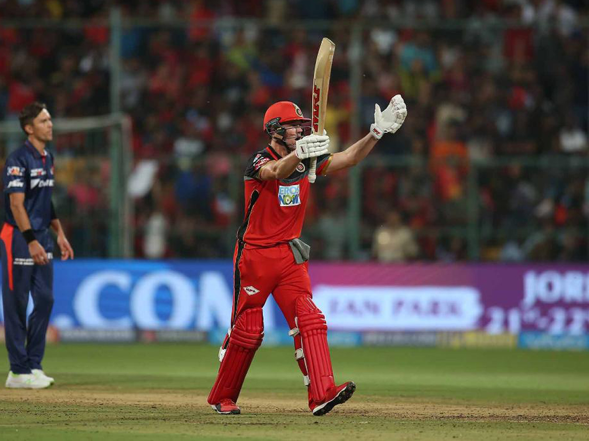 Royal Challengers Bangalore won by 6 wickets - Sakshi6